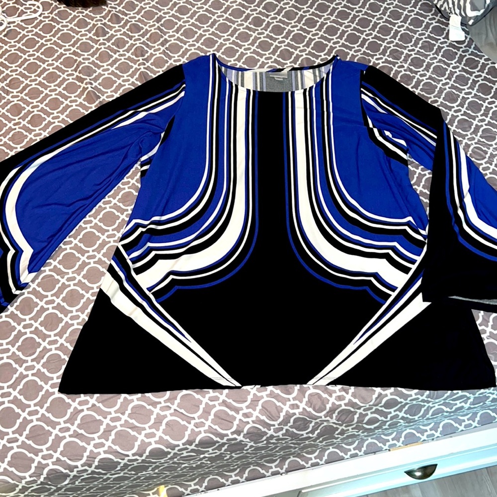 Avenue blouse size 18/20